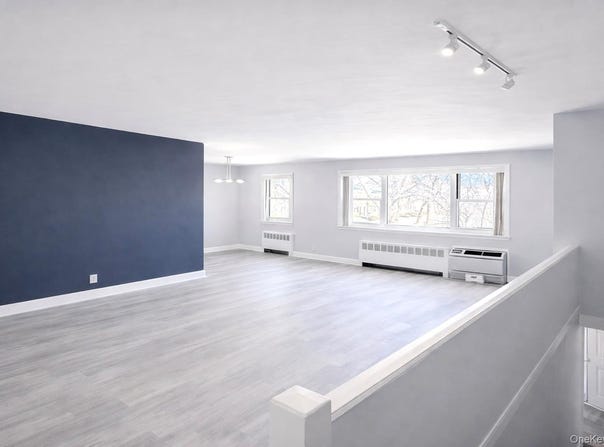 6758 152 Street, Flushing, NY 11367