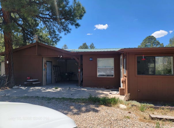 10 Hunt Road, Questa, NM 87556