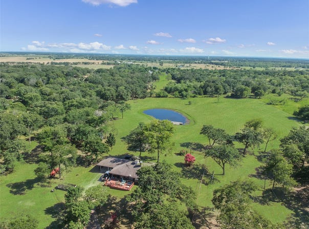 1001 Sandy Ridge Road, Scurry, TX 75158