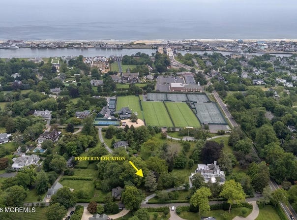 7 Belknap Lane, Rumson, NJ 07760