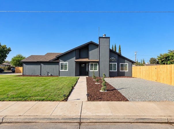 281 Waldo Avenue, Exeter, CA 93221