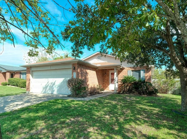 124 Hunter Rex Way, Kyle, TX 78640