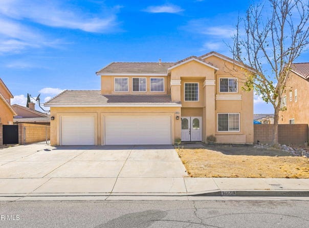36653 Macarthur, Palmdale, CA 93552