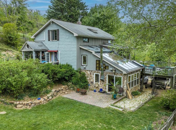311 HIGGINS HOLLOW RD, LEXINGTON, VA 24450