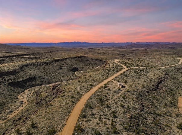 stagecoach, Kingman, AZ 86401