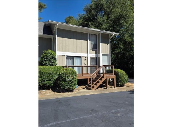 624 Powers Ferry N SE, Marietta, GA 30067