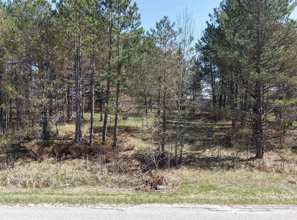 5486 Knights Way, Gladwin, MI 48624