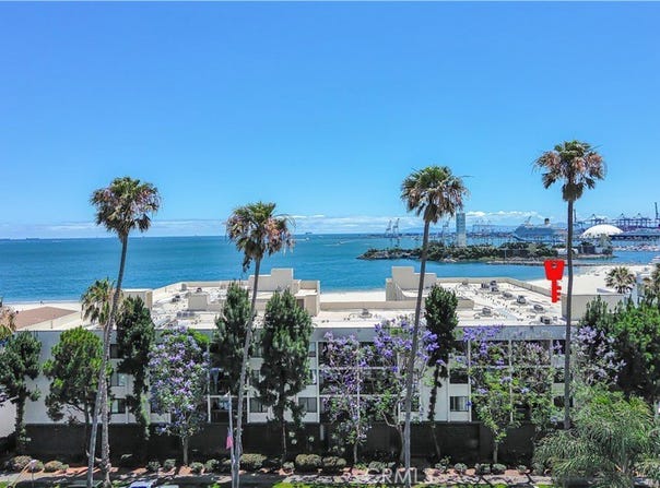 1140 E Ocean Boulevard, Long Beach, CA 90802