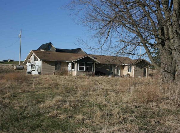 397 1st St., MtPleasant, IA 52641