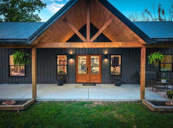 33 CARLISLE CIRCLE, Oakland, AR 72661