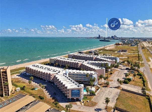 3938 Surfside Boulevard, Corpus Christi, TX 78402