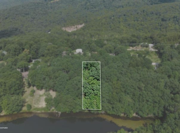 Spencer Dr, Spencer, TN 38585