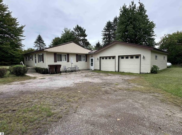491 Brown Road, Standish, MI 48658