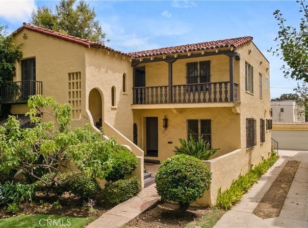 138 N Swall Drive, Beverly Hills, CA 90211