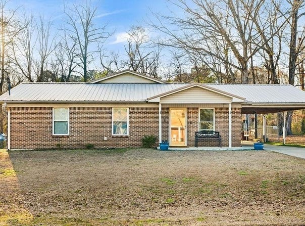 103 RANDALL CIRCLE, CLANTON, AL 35045