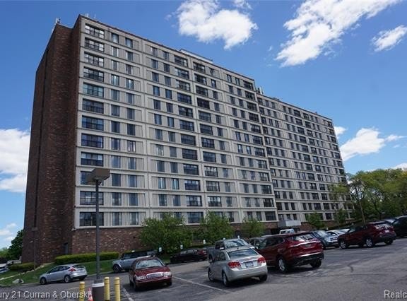 21800 Morley Avenue, Dearborn, MI 48124