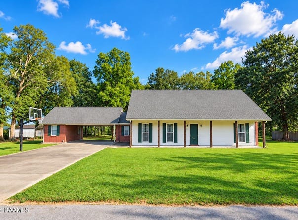 128 Sunset Street, Baldwin, LA 70514