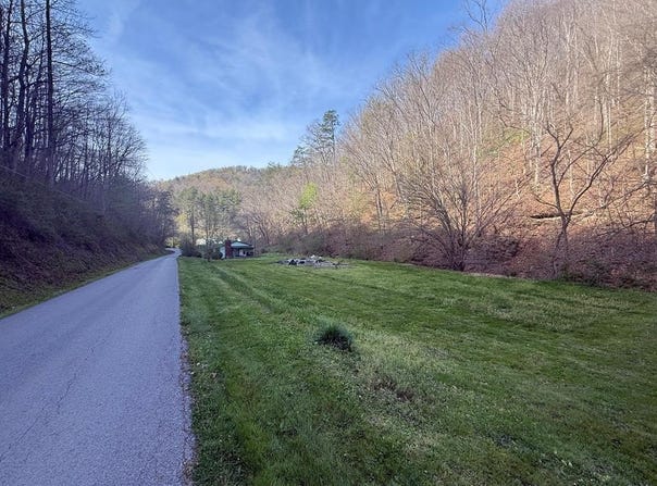 1083 Left Fork Toler Creek, Harold, KY 41635