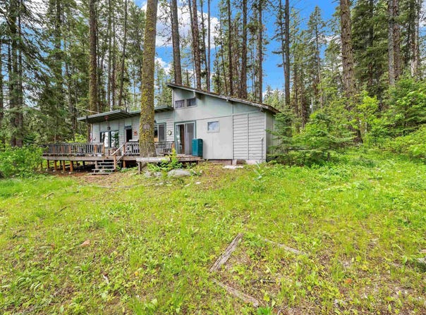 24 Pats Lane, Cascade, ID 83611