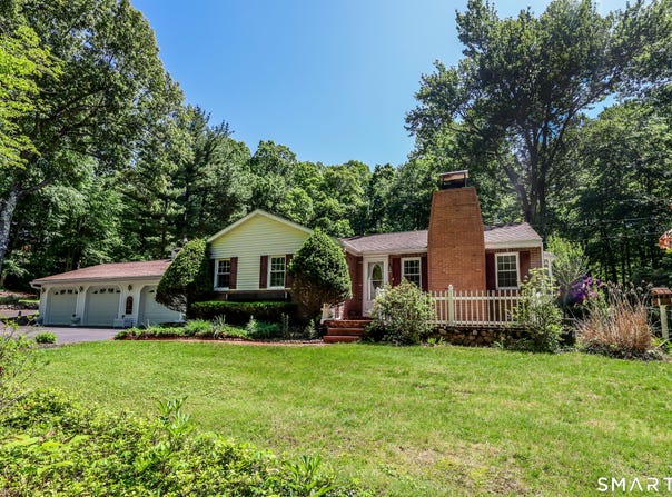 671 Kettletown Road, Southbury, CT 06488