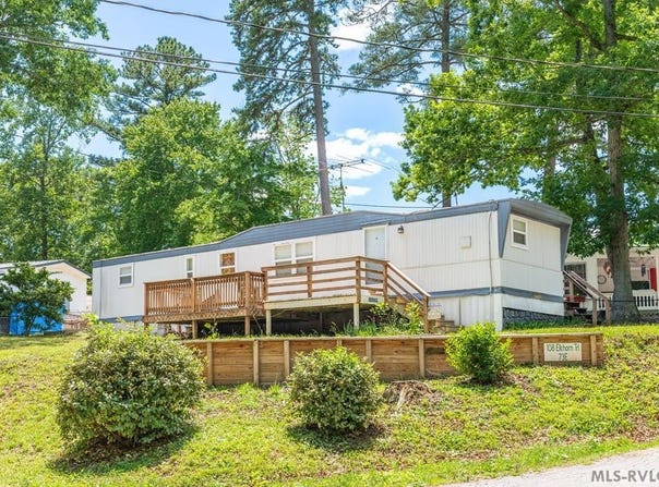 108 Elkhorn Trail, Bracey, VA 23919