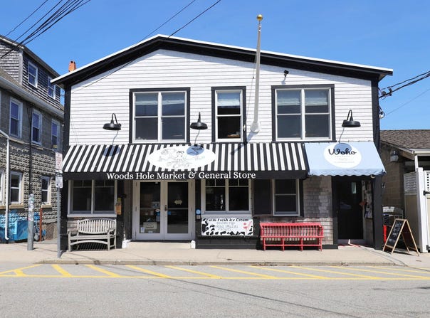 87 Water Street, Woods Hole, MA 02543