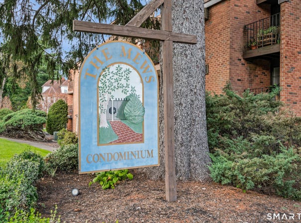 38 N Main Street, West Hartford, CT 06107