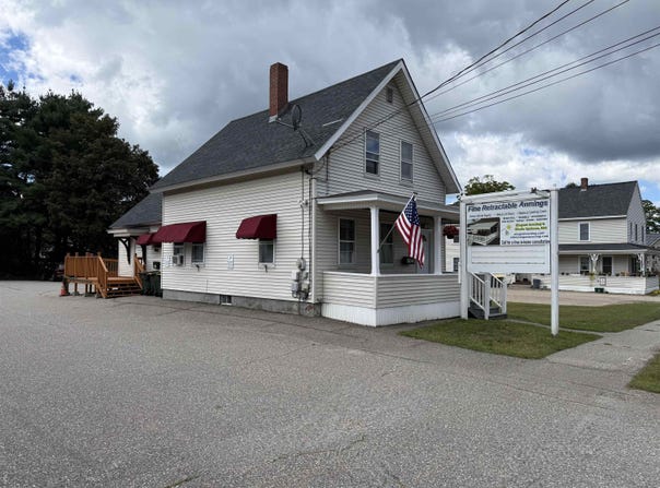 218 Main Street, Laconia, NH 03246