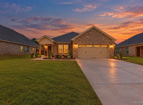 266 Kohn Drive, Millbrook, AL 36054