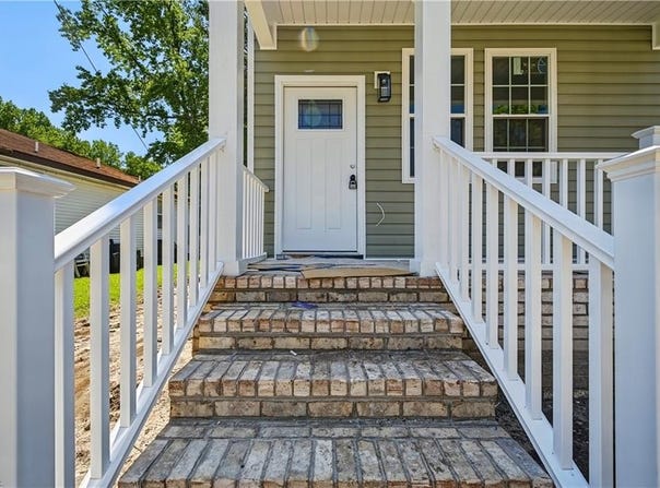 2703 E Washington Street, Suffolk, VA 23434