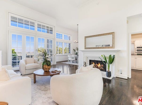 2204 The Terrace, Los Angeles, CA 90049