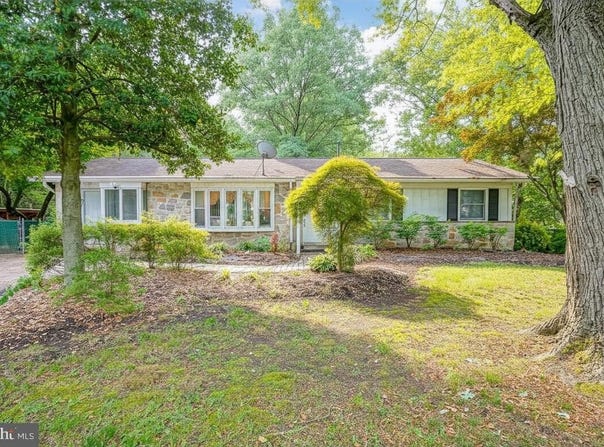 2313 BRANCH Pike, CINNAMINSON, NJ 08077