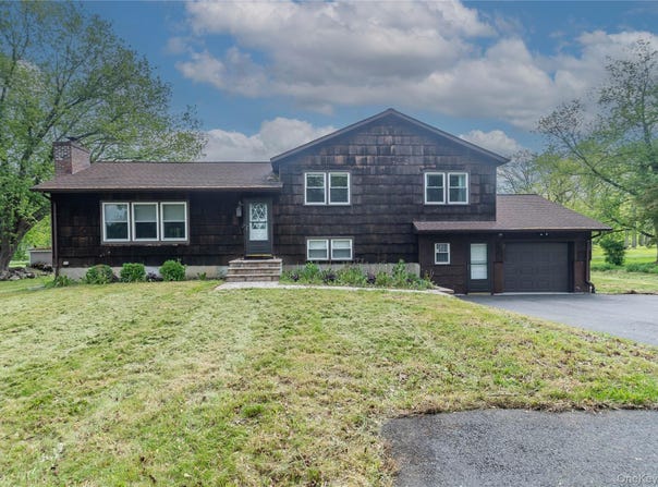 2188 State Route 32, Modena, NY 12548