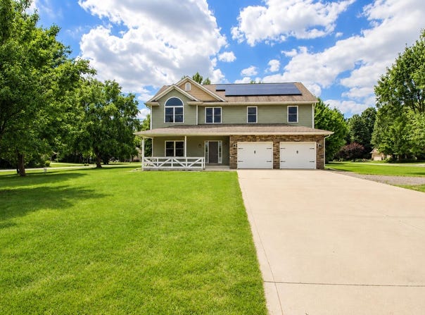56056 Truman Drive, Three Rivers, MI 49093
