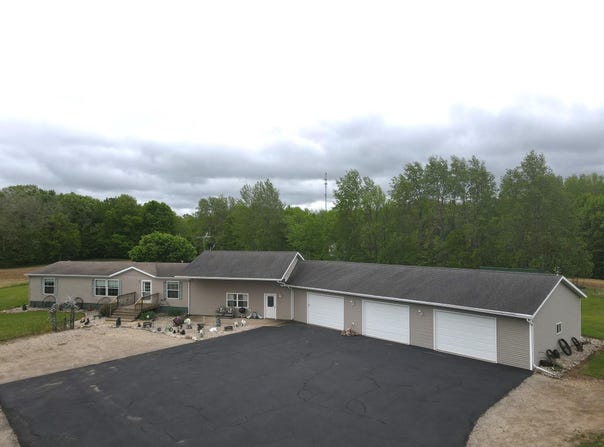 9155 LEE LAKE Road, POUND, WI 54161