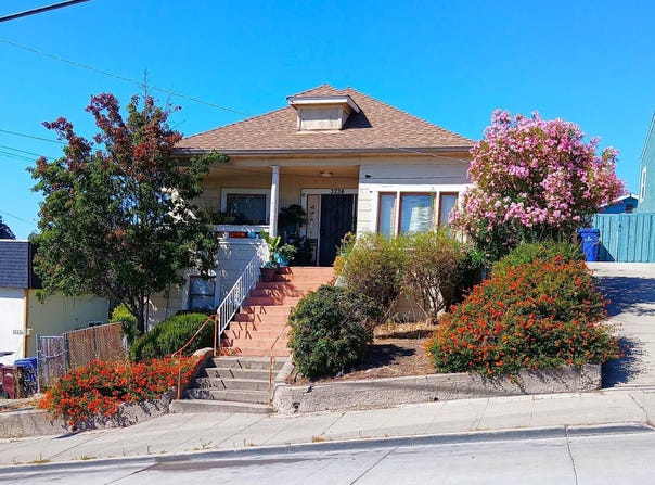 3234 Logan, Oakland, CA 94601