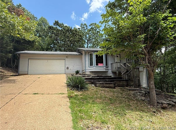 200 Wagonwheel Drive, Camdenton, MO 65020