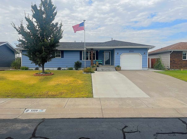 1713 Anthony Drive, Hays, KS 67601
