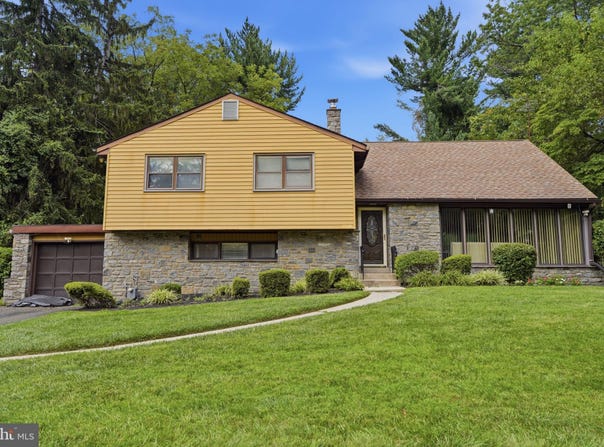1028 ARBORETUM Road, WYNCOTE, PA 19095