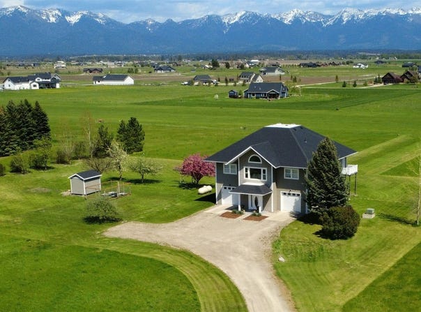 33 Staggerwing Landing, Kalispell, MT 59901