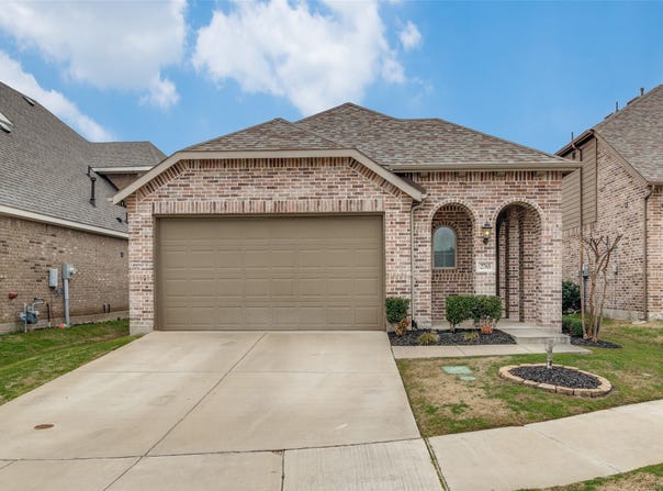 2765 Pease Drive, Forney, TX 75126
