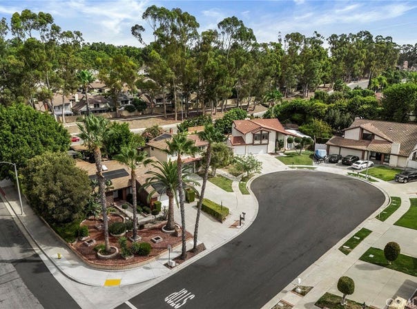 2519 Regency Circle, Fullerton, CA 92833