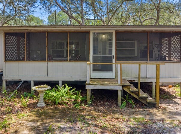 86 SE 905th St, Old Town, FL 32680