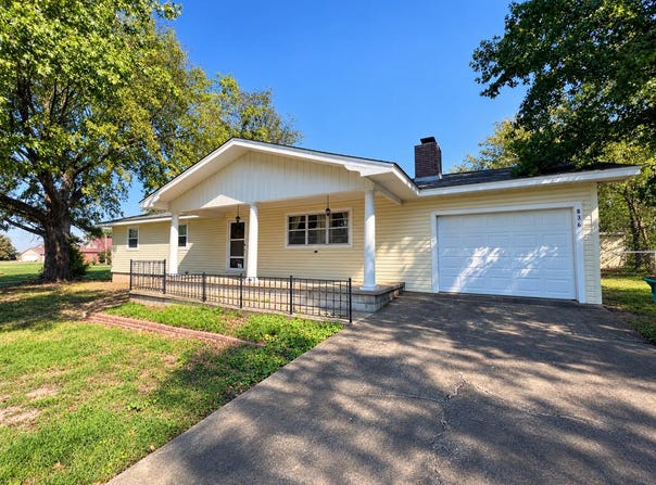 8860 Chigger Street, Langley, OK 74301