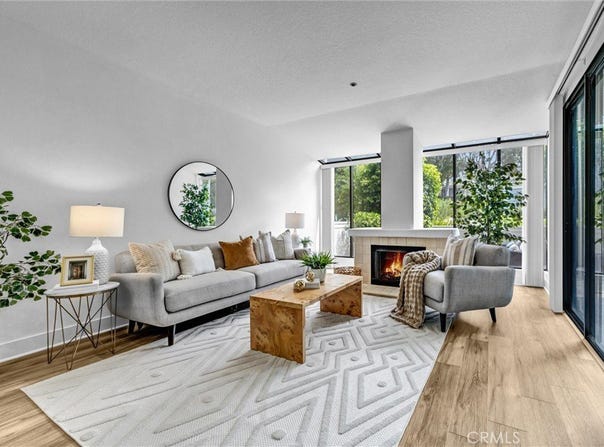 230 Lille, Newport Beach, CA 92663