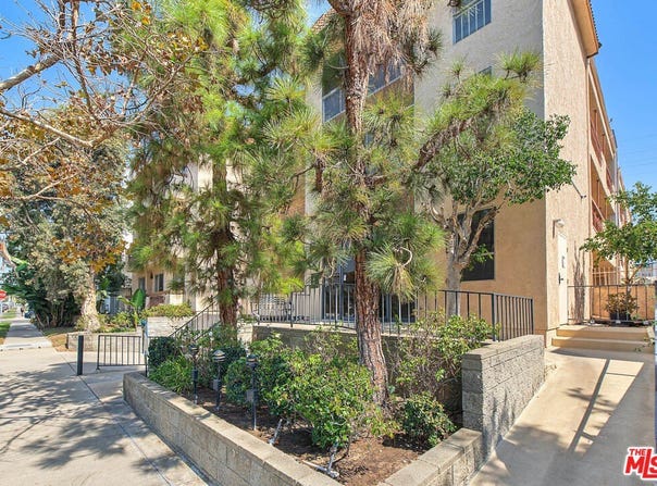104 S Hayworth Ave, Los Angeles, CA 90048