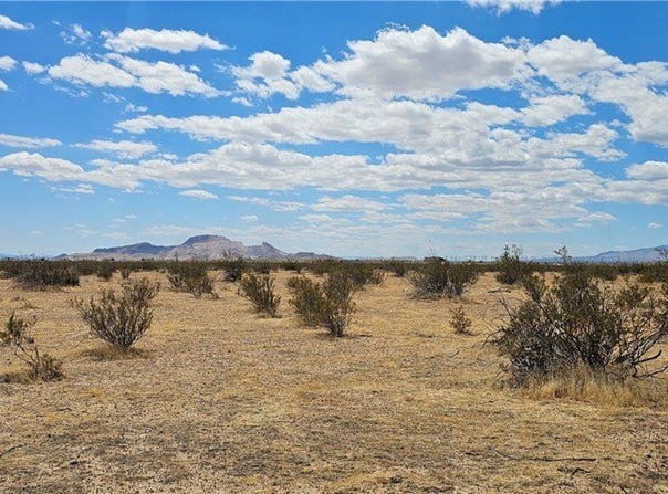 15th Street, Mojave, CA 93501