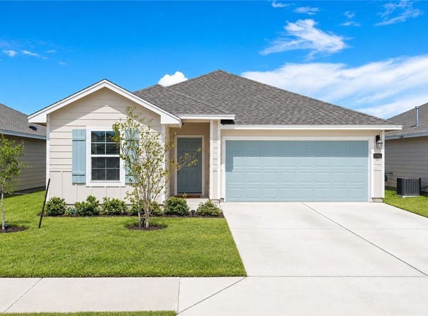 1902 Whirlaway Drive, Corpus Christi, TX 78417