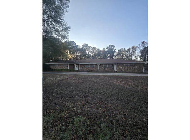 4217 Hazel Dr, Texarkana, TX 75503
