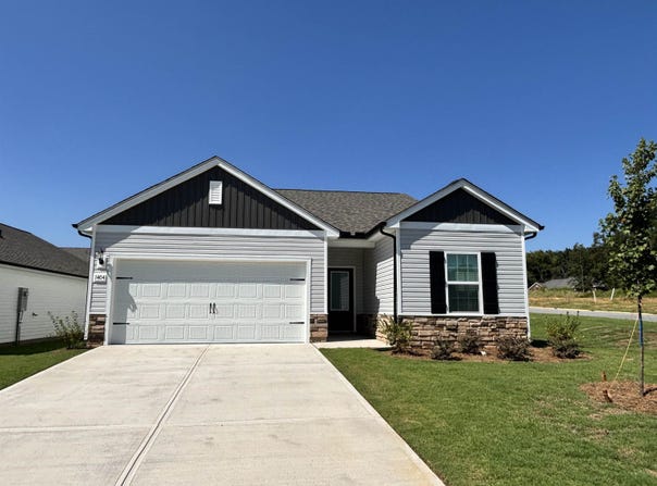 1404 Wild Indigo Way, moore, SC 29369